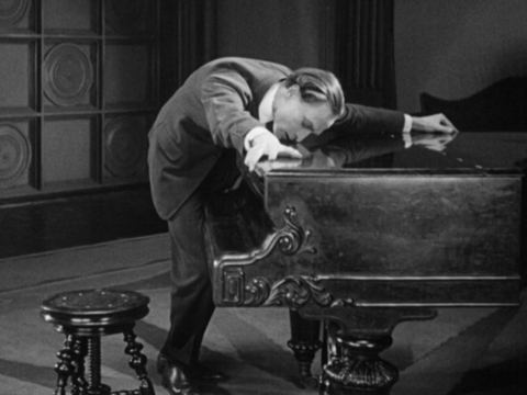 Film still from The Hands of Orlac